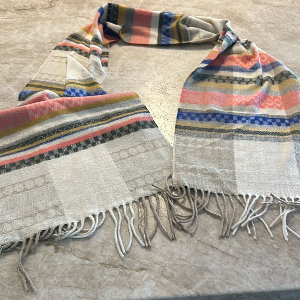 German Made Scarf - Picture 4 of 5